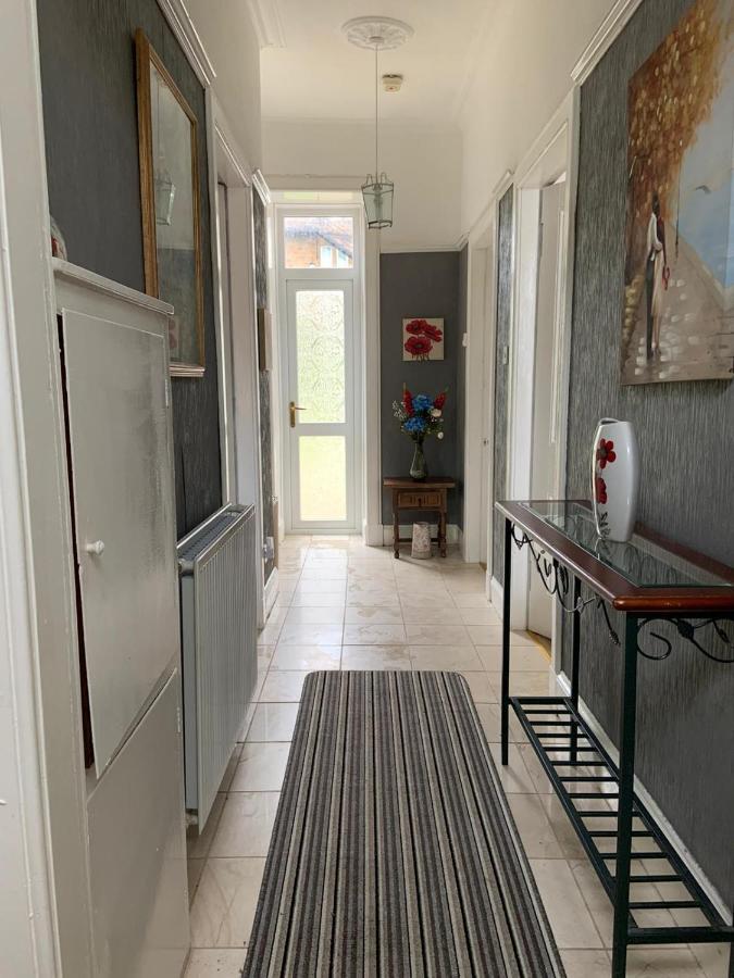 Homely Spacious Cottage In Central Location Dunoon Exterior photo