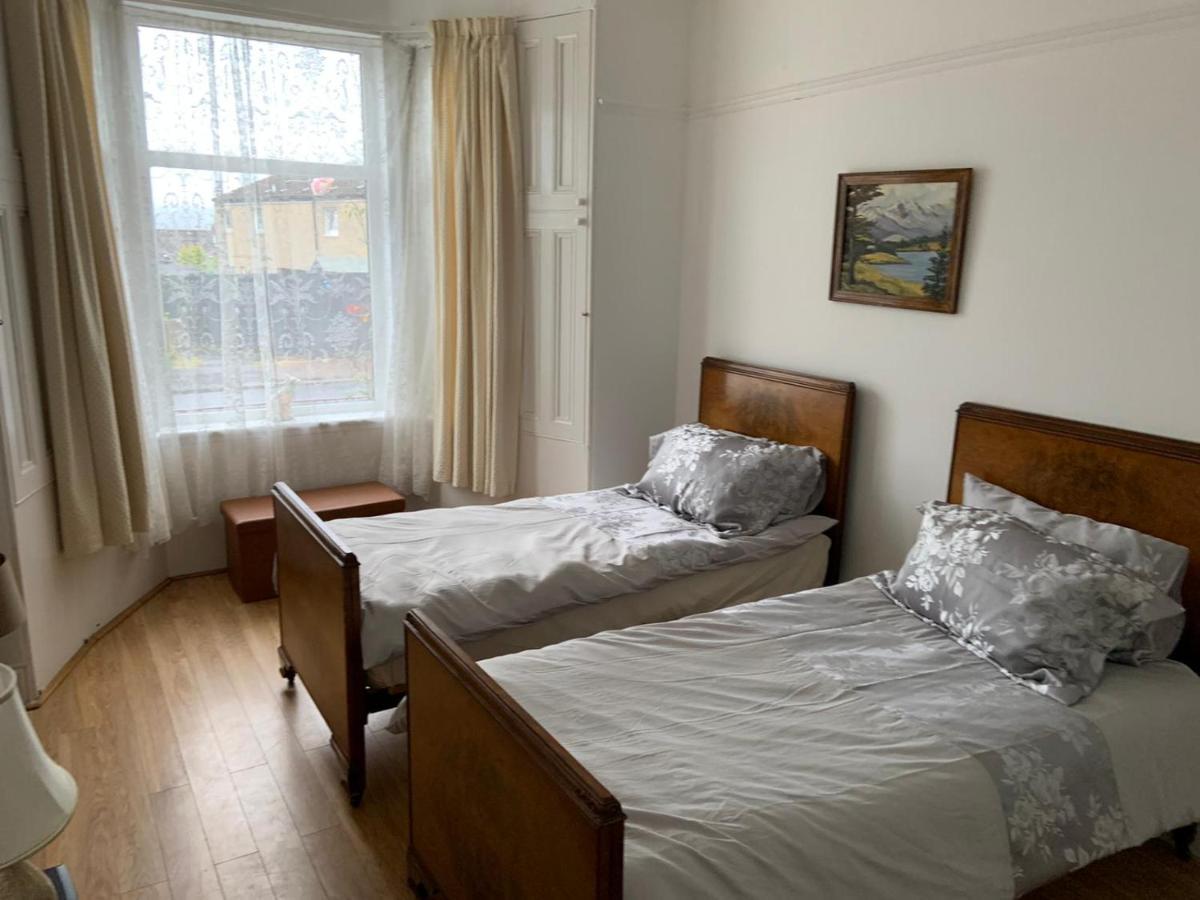 Homely Spacious Cottage In Central Location Dunoon Exterior photo
