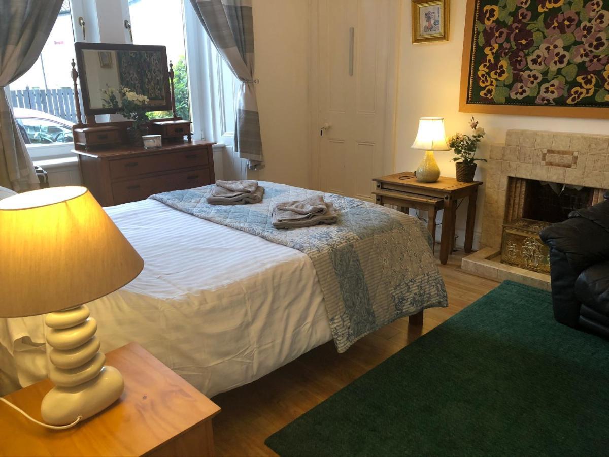 Homely Spacious Cottage In Central Location Dunoon Exterior photo