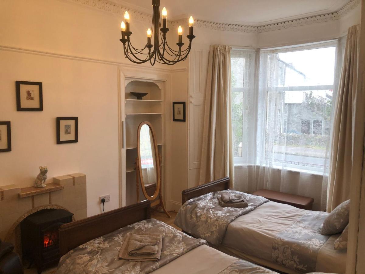 Homely Spacious Cottage In Central Location Dunoon Exterior photo